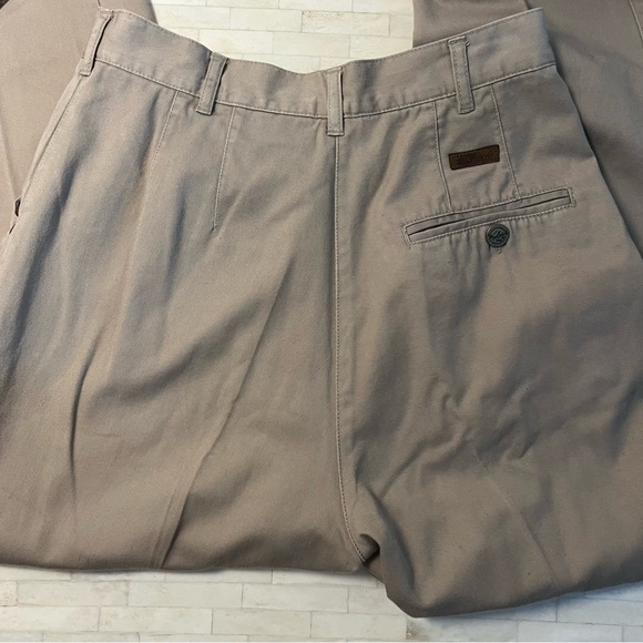 Woolrich Tan Trousers Sz 8 with Plaid Cuffs and plaid lining. - Picture 9 of 14